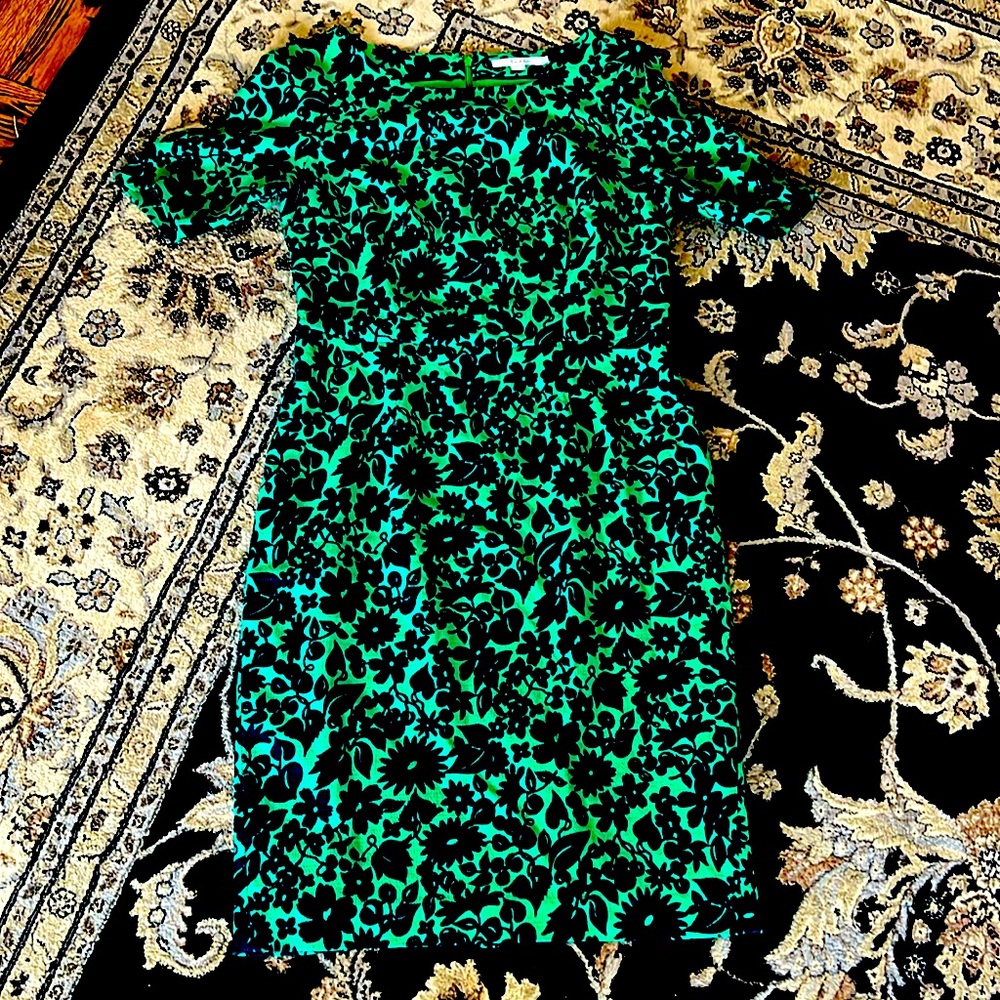 Boden 10 bright green dress with floral navy pattern